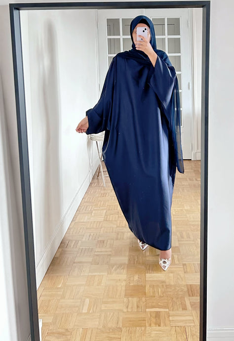 Abaya satiné bleu nuit